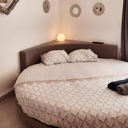 Allegria Deluxe לינה וארוחת בוקר נים