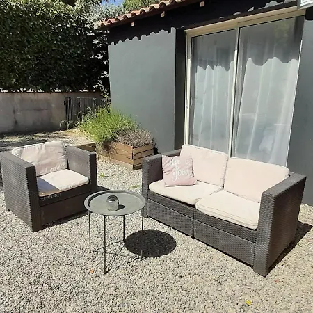 לינה וארוחת בוקר Allegria Deluxe נים