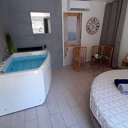 Nocleg ze śniadaniem Allegria Deluxe 4*