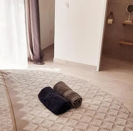 Bed and breakfast Allegria Deluxe Nimes